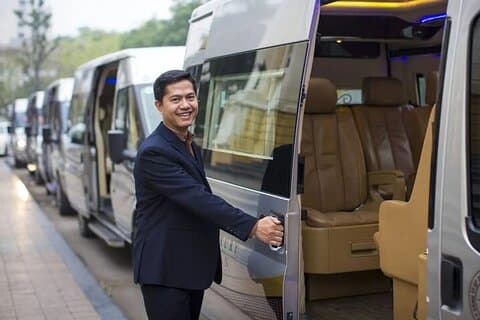 Vientiane Private Transfer: Wattay Airport -Hotel-Railway Station