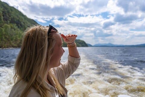 Loch Ness, Outlander & Urquhart Castle with Cruise from Inverness