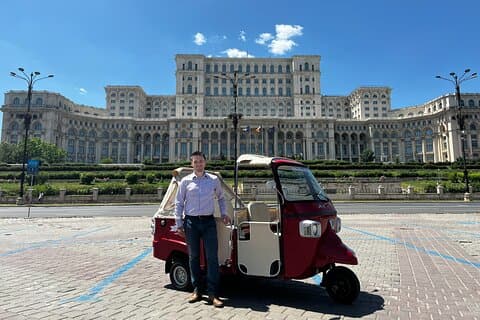 Bucharest Tuk Tuk city tour