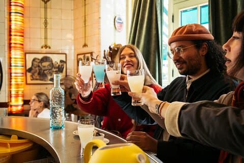 Paris Le Marais Food and Wine Tour with Eating Europe