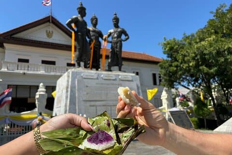 Old Town Chiang Mai Food Tour with 10+ Local Dishes Tastings