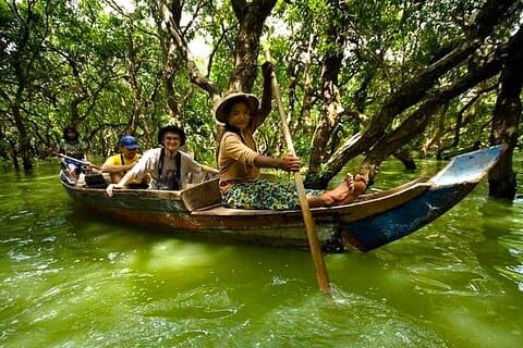 Floating Village-Mangrove Forest Private Tonle Sap Lake Boat Tour