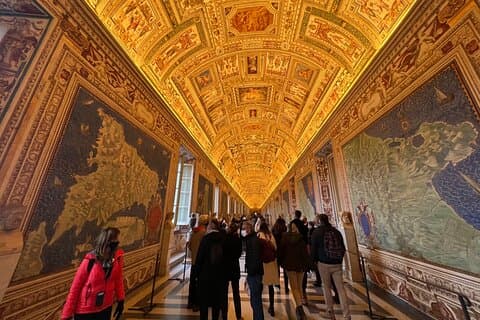 Skip the Line: Vatican Museums, Sistine Chapel Tour & St. Peter's