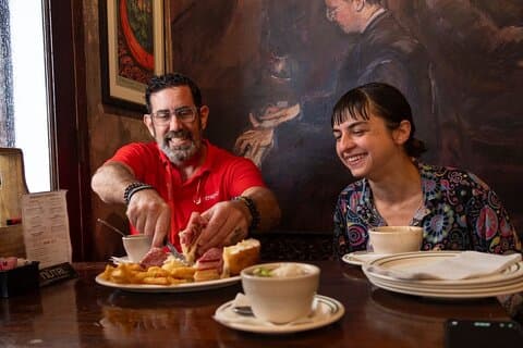 French Quarter Food Tour: 5 Classic Bites & NOLA Stories