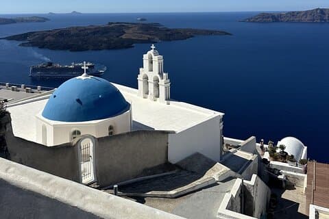 Santorini Private Customizable Land Tour – with Local Guide