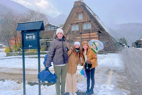 World Heritage Shirakawa-go Perfect Guided Tour from Kanazawa