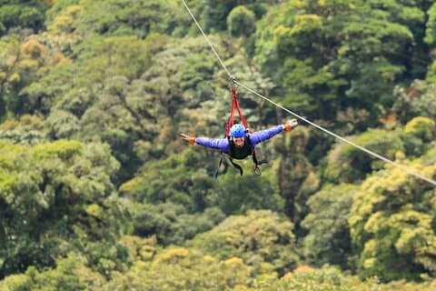 4 in 1 Monteverde Cloud Forest Private combo tour