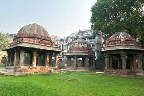 Hauz Khas Village: A Self Guided Walking Tour
