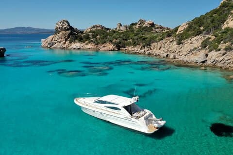 Private Yacht Tour in Palau