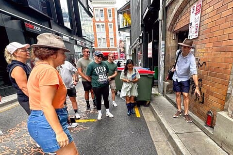 Best of Brisbane Walking Tour: All Sights & Hidden Gems (Max 8)