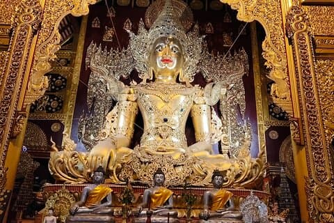 Chiang Mai Temple & Meditation Walking Tour with a Former Monk 2