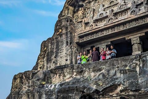 Private 2 Days Tour: Ajanta Ellora Caves and Aurangabad City