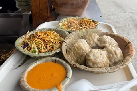 Kathmandu Food & Drink and Shopping Rickshaw Tour