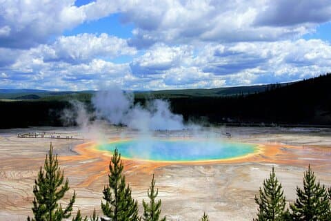 Full Day Private Tour and Hike from West Yellowstone