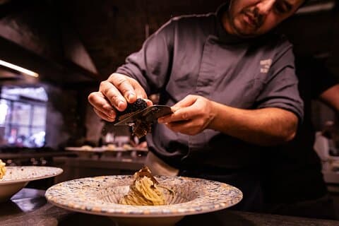 VIP Florence Dinner Tour: Truffle, Florentine Steak & Fine Wines