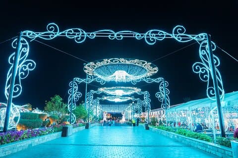 Sharm Private Tour: SOHO Square & Naama Bay with Local Driver