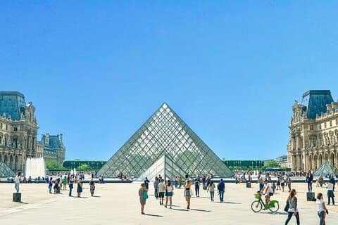 Paris City Center Free Walking Tour (Tip-Based)