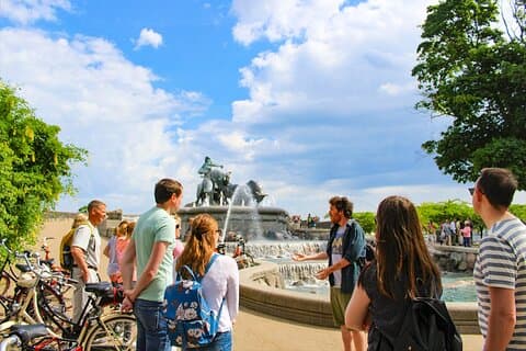 3-hour Copenhagen City Highlights Bike Tour