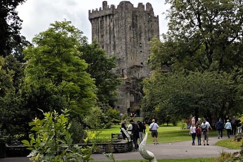 Blarney Castle and Jameson Midleton Distillery Private Day Tour