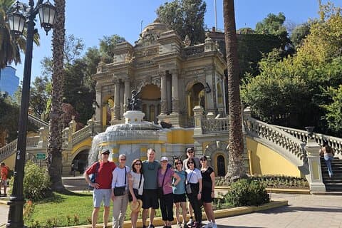 Post Cruise Transfer and Santiago City Tour (Max 10)