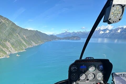 Seward: Glaciers and Fjords Helicopter Tour with 3 Landings