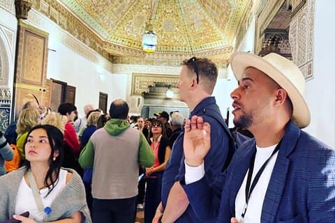 Marrakech: Bahia palace, Saadian Tombs, Souk & Medina Tour