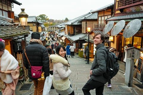 Kyoto UNESCO World Heritage Site Private Tour with a Premium Van