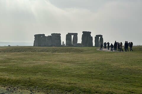 Stonehenge and Bath Private Black Cab Tour with Hotel Pick Up