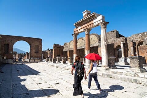 Pompeii Private & Personalized Tour with archeology expert guide