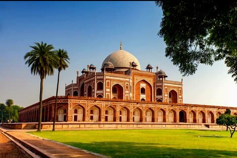 Private Full Day Old and New Delhi City Tour by Car
