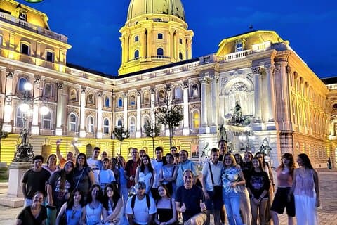 Free tour of Buda Castle, in Spanish