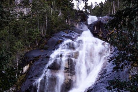 Waterfalls to Whistler Private Tour Roundtrip
