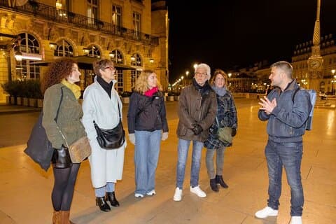 Exclusive ! Discover Vibrant Bordeaux at Night :Night Tour!