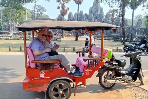 Private Angkor Wat Tour by Tuk-Tuk with Tour Guide
