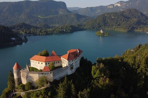 Lake Bled Fairytale Half-Day Tour with Local Guide