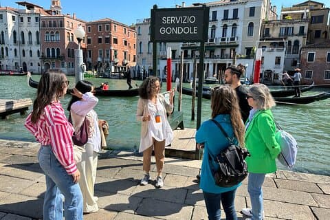 Venice Sightseeing Small Group Walking Tour with a Local Expert