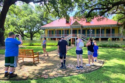 Laura Plantation Tour: Real Stories of Creole History