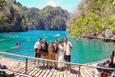 Coron Ultimate Tour: 7 Destinations with Lunch and Transfer
