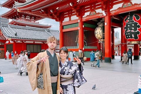 Private Curated Tour | Historical Tokyo - Ueno, Asakusa, Emperor
