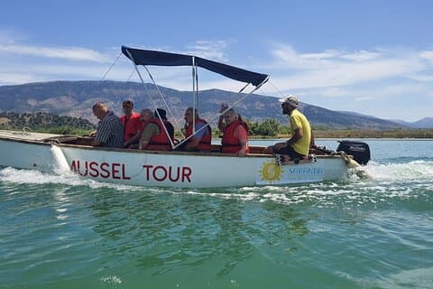 Ksamil: Mussel Sailing Tour with Food and Drink in Albania