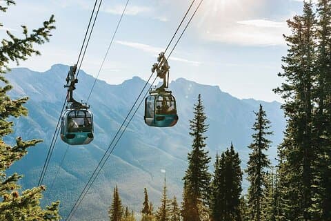 Calgary/Banff: Gondola, Upper Hot Spring, Bow Fall & Top 3 Lakes