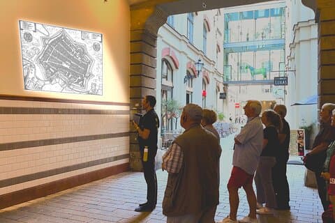 Leipzig : modern guided tour of the old town - innovative & entertaining!