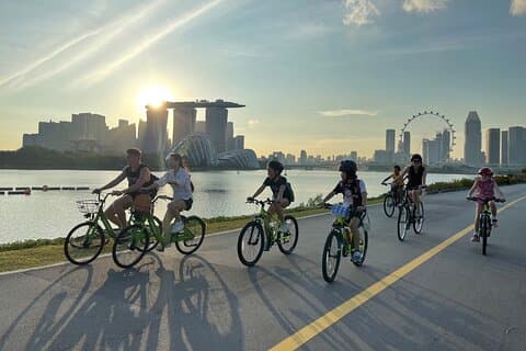 Marina Bay Sunset Bike Tour With Light Show