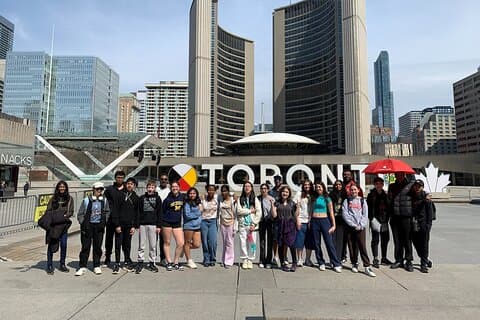 Toronto Discovery District 2hr Walking Tour