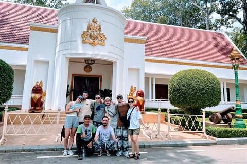 Siem Reap Walking Tour: Landmarks & Hidden Gems