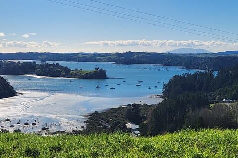 Auckland Private Custom Journeys in Luxury