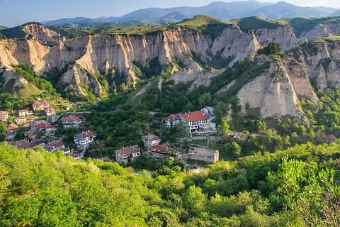 Melnik & Rozen Monastery Tour: Wine Tasting, History, Scenic Walk