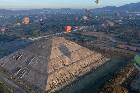 Balloon Flight | Pick up CDMX | Breakfast in Cave | Pyramids