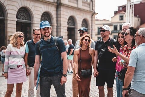 Guided tour of Porto Old Town in German with insider tips (3.5h)