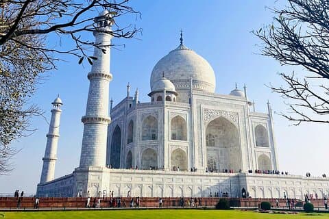 Private 2-Day Tour to The Taj Mahal and Agra with Both Side Commercial Flights